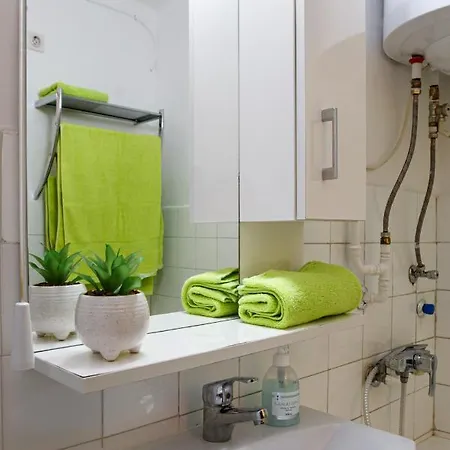 Süllő Utcai Vízparti és Panorámás! On The Waterfront&with Balaton Panorama! Apartamento *