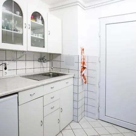 Süllő Utcai Vízparti és Panorámás! On The Waterfront&with Balaton Panorama! Apartamento